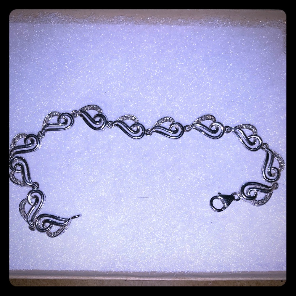Diamond heart bracelet